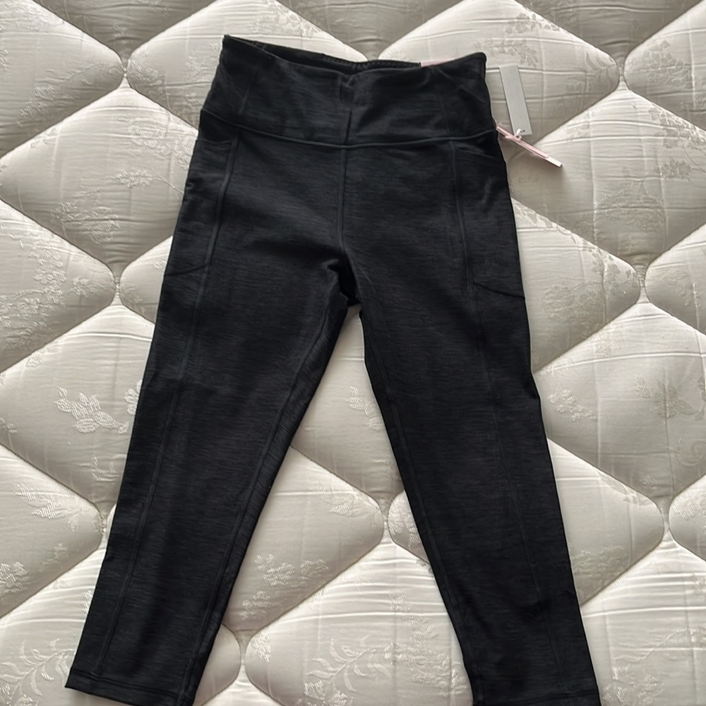 Victoria’s Secret yoga leggings